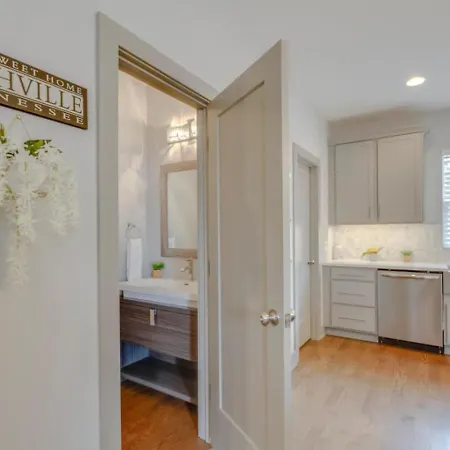 Modern Getaway Holiday home Nashville