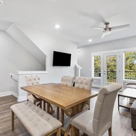 Massive 3 Bedroom With Garage Parking Nashville