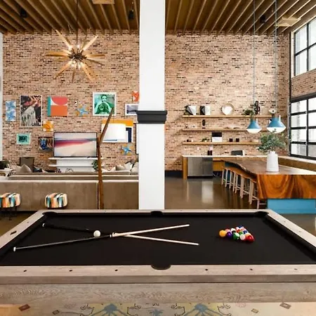 5min To Dt Pool King Bed Full Gym Parking Apartment Nashville