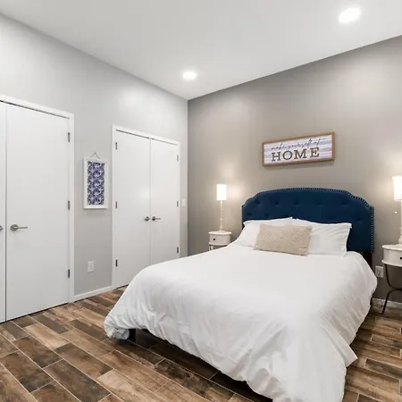 Holiday home Illume New Modern Downtown Views With A Pool Nashville
