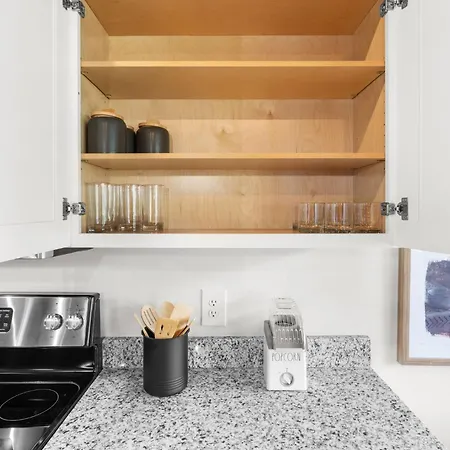 Cozy Urban Escape Apartment