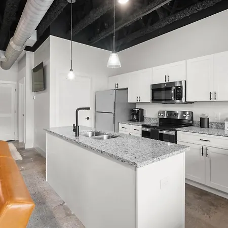 Apartment Cozy Urban Escape *
