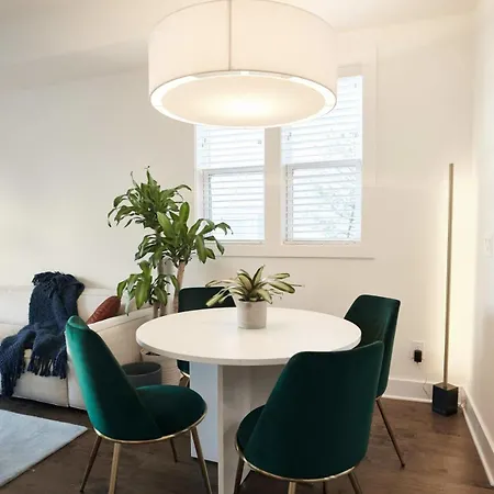 Holiday home Hall House - Stunning With Beautiful Rooftop! Nashville