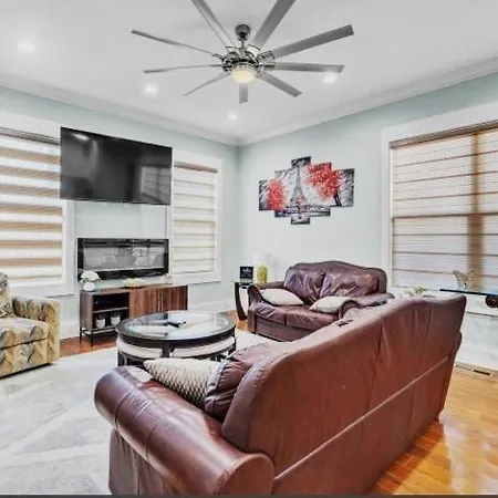 Holiday home Downtown Luxury, Sleeps 6 At Downtown Nashville