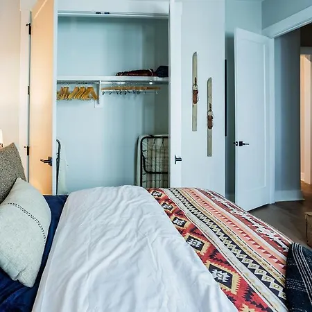 Four Bedroom In Oceola Avenue *