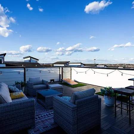 Four Bedroom In Oceola Avenue