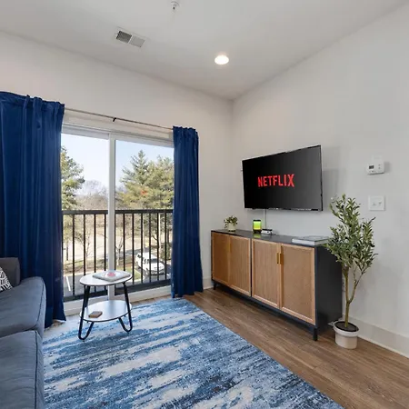 Modern With King Bed - Close To Downtown, Opry, Broadway *