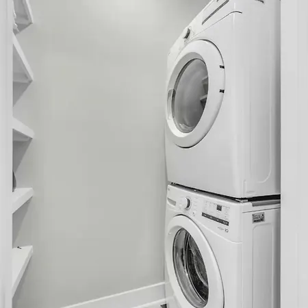 Apartment Four Bedroom In Oceola Ave *