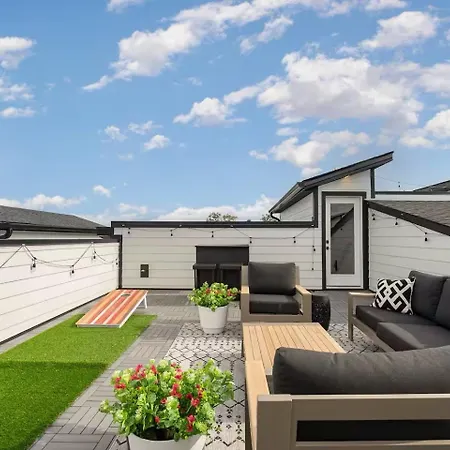 Apartment Four Bedroom In Oceola Avenue *