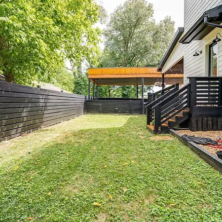 Holiday home Lakeshore Luxury Near River With Hot Tub And Rooftop Deck Nashville
