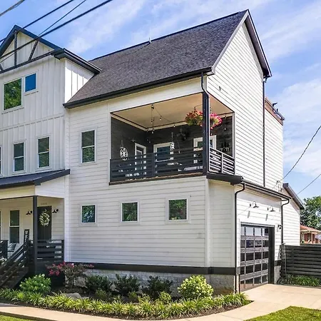 Lakeshore Luxury Near River With Hot Tub And Rooftop Deck