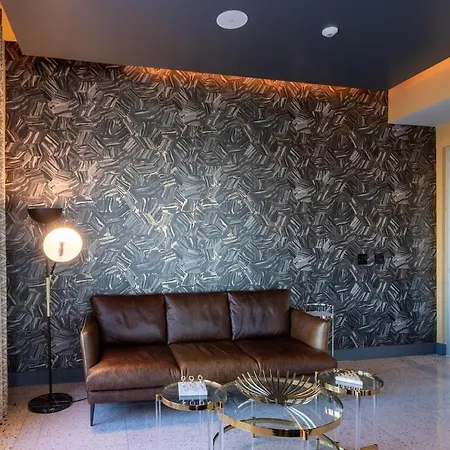 Apartment Music Vibes 2br 2ba Near Downtown *
