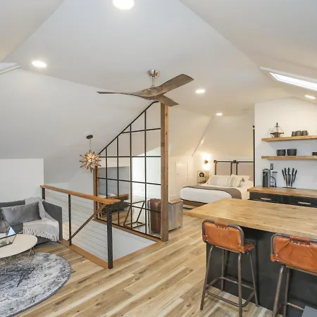 Apartment The Groove Chic Loft In Music Nashville