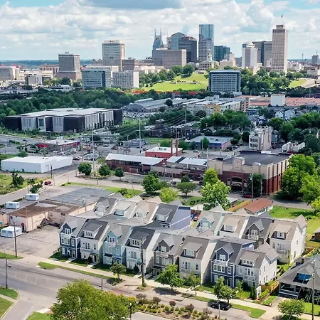 Linda Emmylou Patsy By Avantstay 3 Unit Buyout W 11br In Heart Of Apartment Nashville