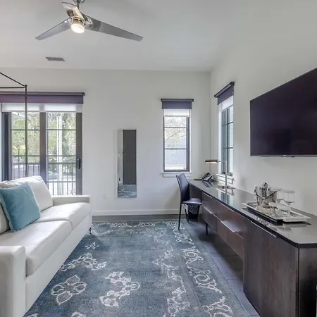 121 Floor 2 Buyout By Avantstay Entire Second Floor Buyout Of 121 Sleeps 18 * Nashville