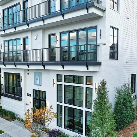121 Floor 2 Buyout By Avantstay Entire Second Floor Buyout Of 121 Sleeps 18 Apartment