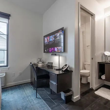 121 Floor 2 Buyout By Avantstay Entire Second Floor Buyout Of 121 Sleeps 18 Apartment Nashville