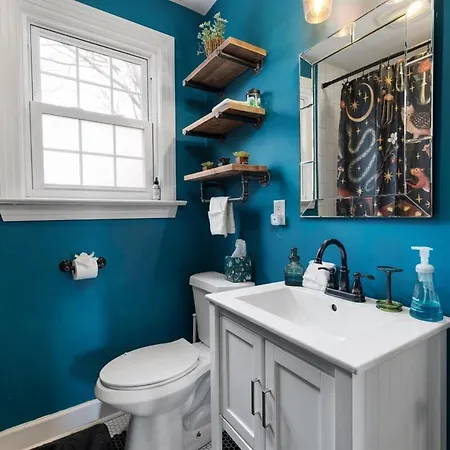 The Woods Cozy 3br Near Downtown *