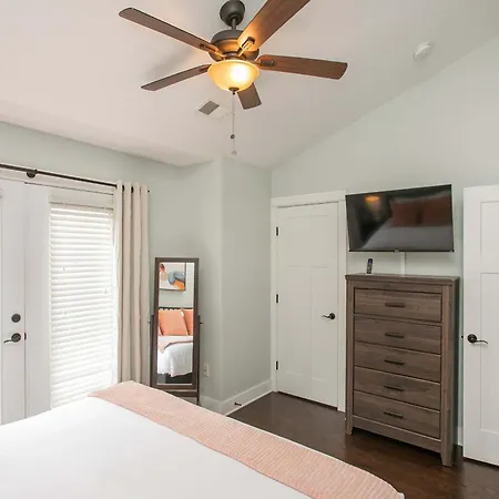 Relaxing 2 Bd 2 5 Ba Base Holiday home