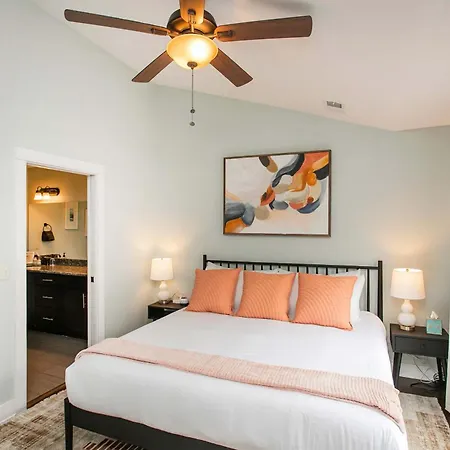 Relaxing 2 Bd 2 5 Ba Base Holiday home *