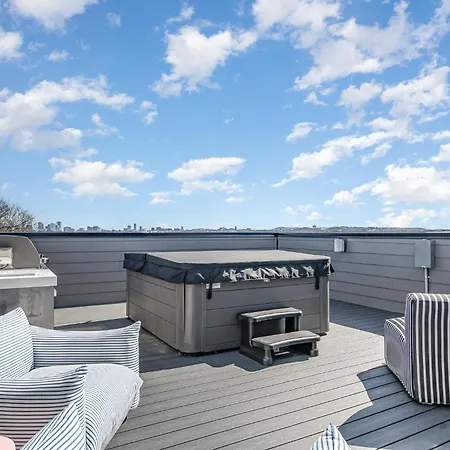 Holiday home Twin Tempos - Rooftop Decks - Hot Tub - Fire Pit