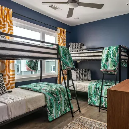 House Of Many Colors-central Holiday home Nashville