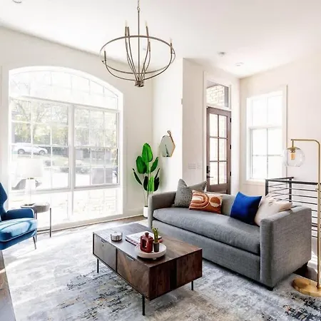 West End Oasis'- 2 Side By Side Homes - Patios * Nashville