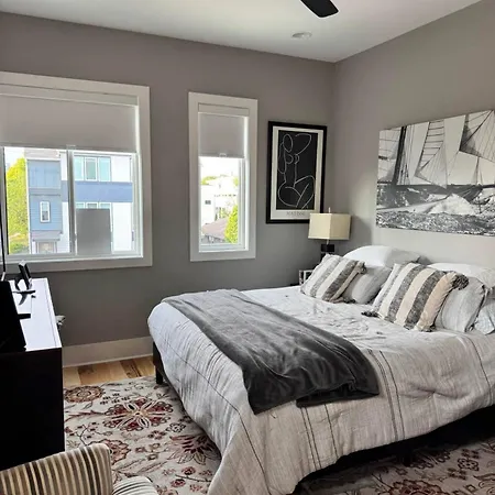 Beautiful Home In The Heart Of Nashville * Nashville