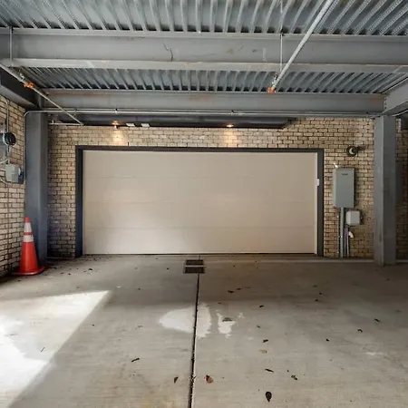 Dazzling Nashville Home - Minutes To - Broadway 4Br 4Ba * Nashville