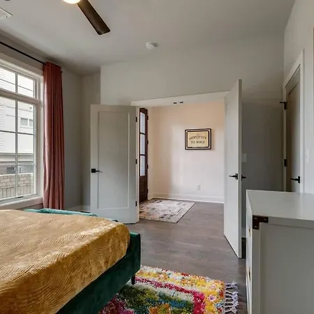 Holiday home Dazzling Nashville Home - Minutes To - Broadway 4Br 4Ba *