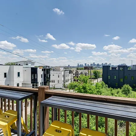 Holiday home Skyline Views Townhome 3 Mi To Broadway Nashville