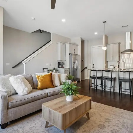 Country Music Themed Goodrich Ave By Skyrun * Nashville
