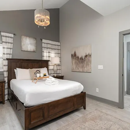 - 1821 Pearl St Holiday home *