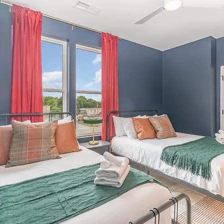 Half Notes - Hot Tub & Grill - Mins To Broadway Holiday home