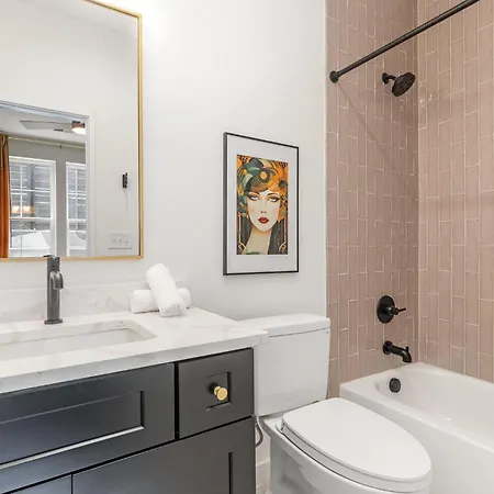 Half Notes - Hot Tub & Grill - Mins To Broadway Holiday home *
