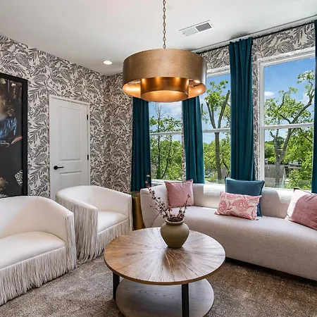 Holiday home Half Notes - Hot Tub & Grill - Mins To Broadway Nashville