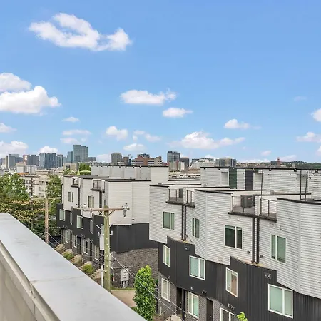 2 Lux Homes Huge Rooftop 2mi To Dt Sleeps 24 Nashville