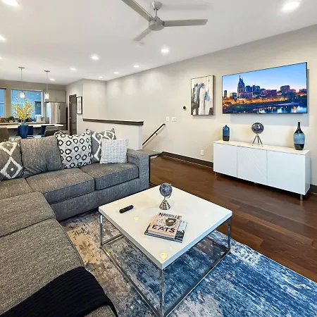 Holiday home Nashville Skyview Modern Luxury Mins To Broadway *