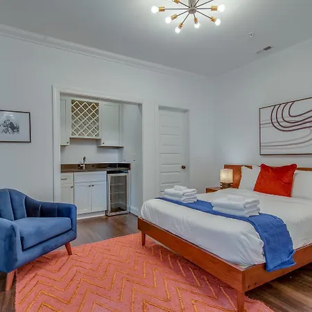 Holiday home The London On Acklen By Local *