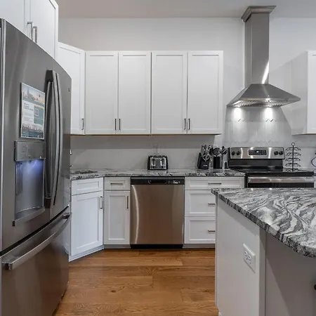 Apartment The Daffodil By Local Nashville