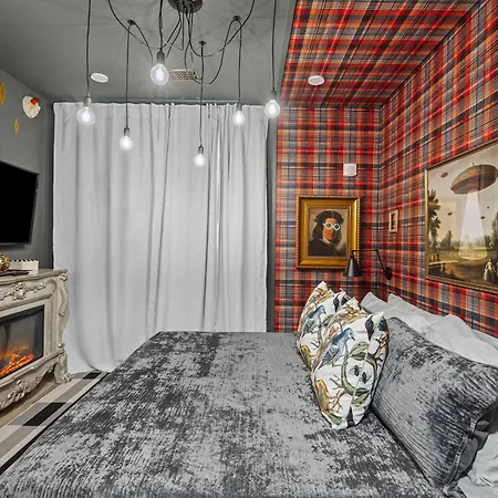 Luxe Trio Sleeps 21 And Rooftop Access