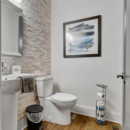 Spacious In - 2mi To Lower Broadway *