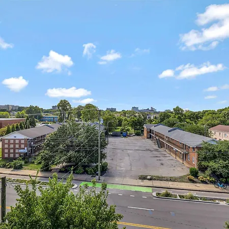 Spacious In - 2mi To Lower Broadway Holiday home