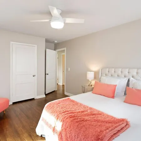 Hip 3 Bed 2 Bath Nashville