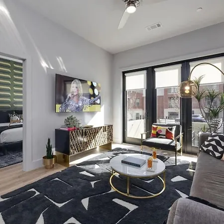 Holiday home Nash Landing By Avantstay Heart Of Midtown Patio Nashville