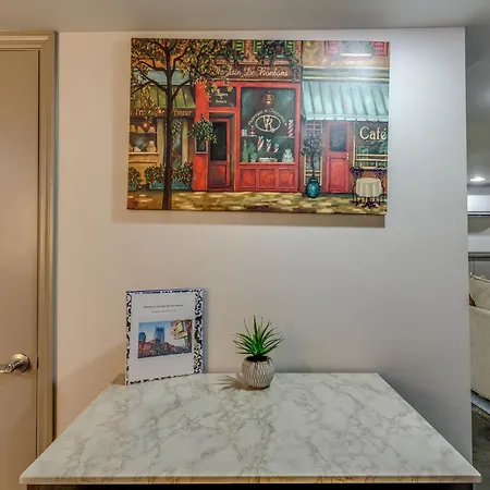 Downtown In Minutes Sweet Retreat Apartment