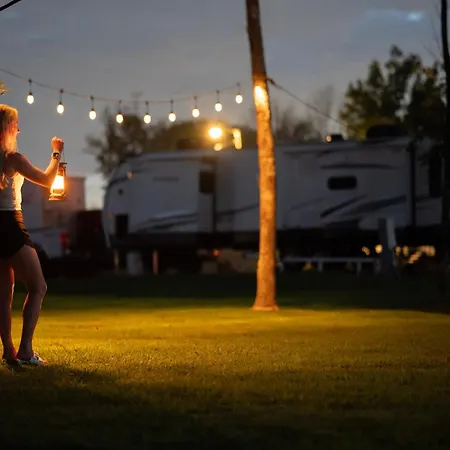 Four Corners Rv *