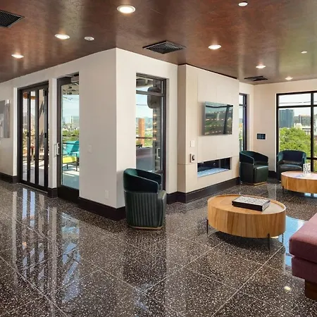 Landing Stylish 1bd Pool Rooftop Lounge *