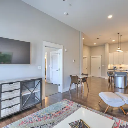 Boutique One Bedroom In Dynamic 12 South 202 Holiday home Nashville