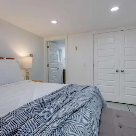 Miss In The Morning , Broadway Boho Holiday home *